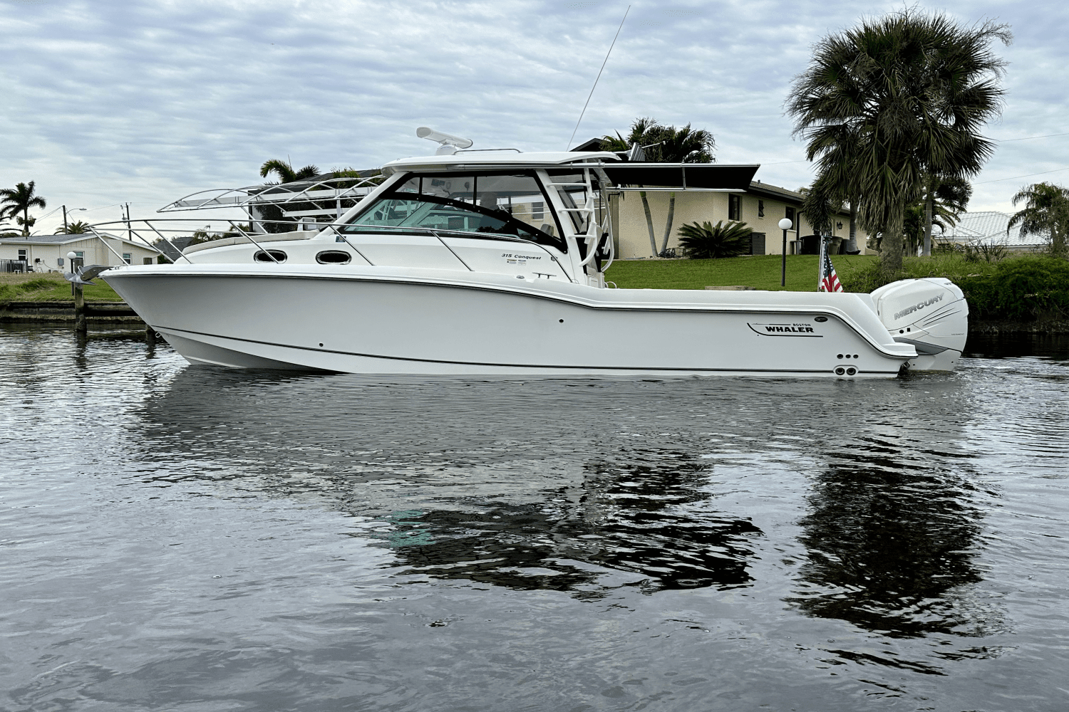 2018 Boston Whaler 315 CONQUEST Image Thumbnail #6