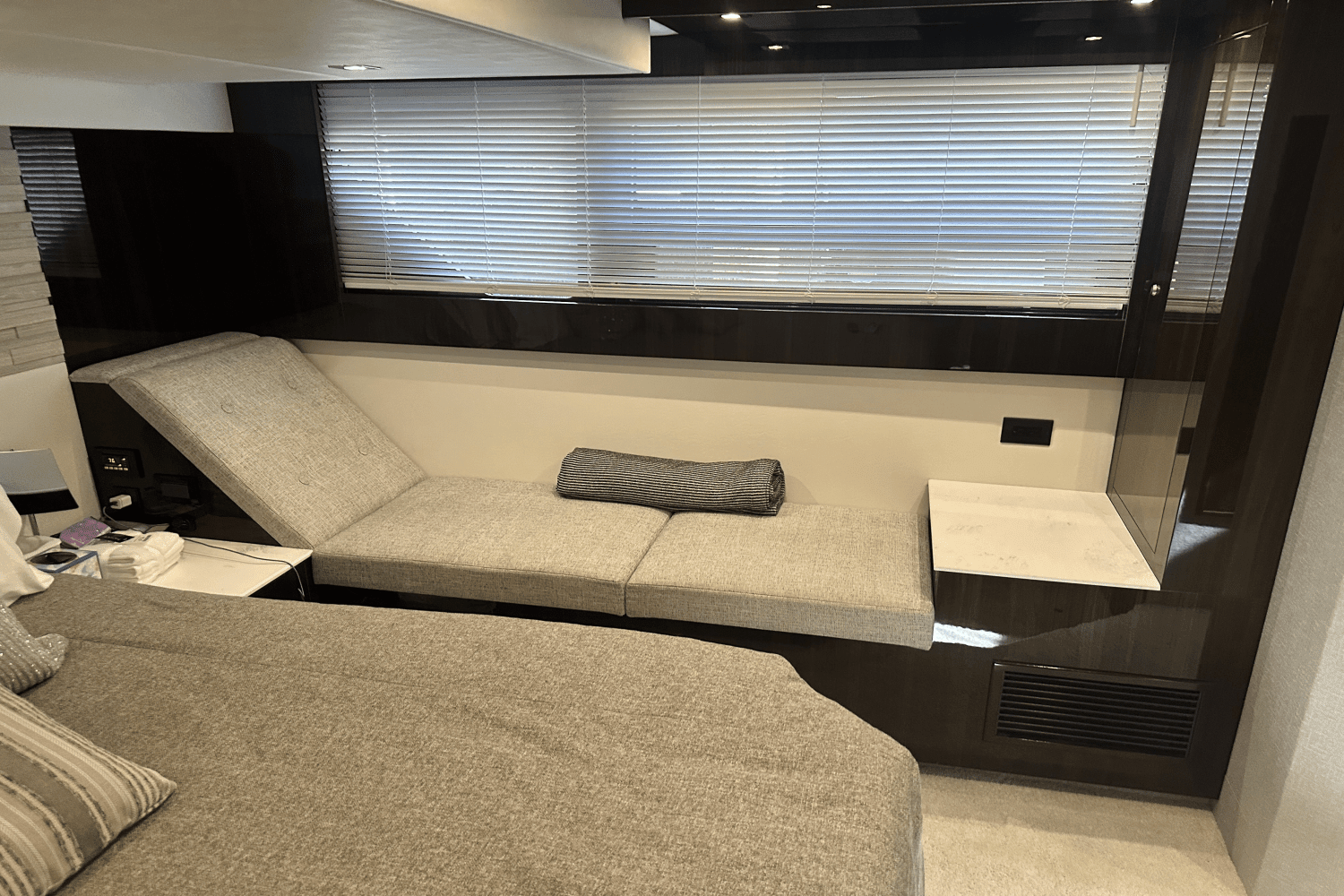 2022 Cruisers Yachts 50 CANTIUS Image Thumbnail #35