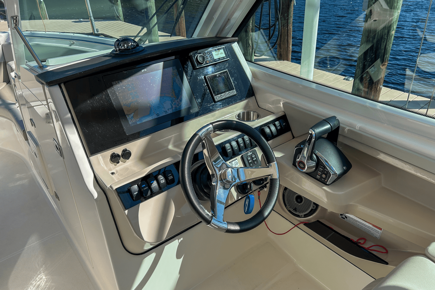 2022 Boston Whaler 280 VANTAGE Image Thumbnail #17