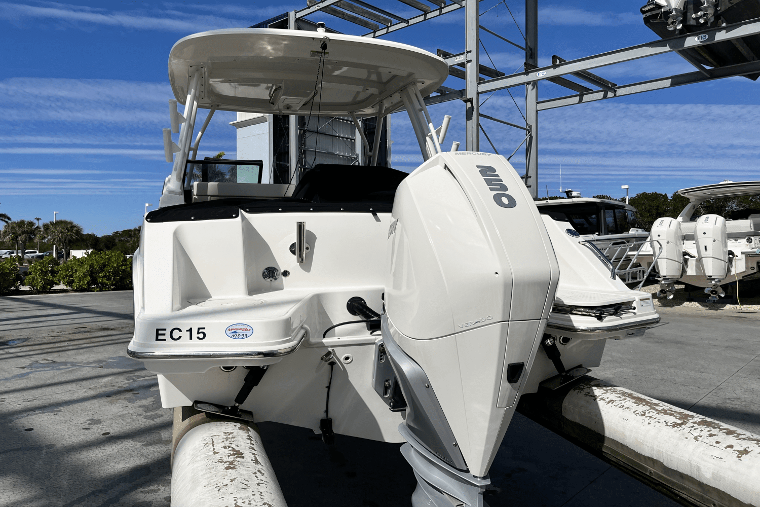 2022 Boston Whaler 24 VANTAGE Image Thumbnail #3