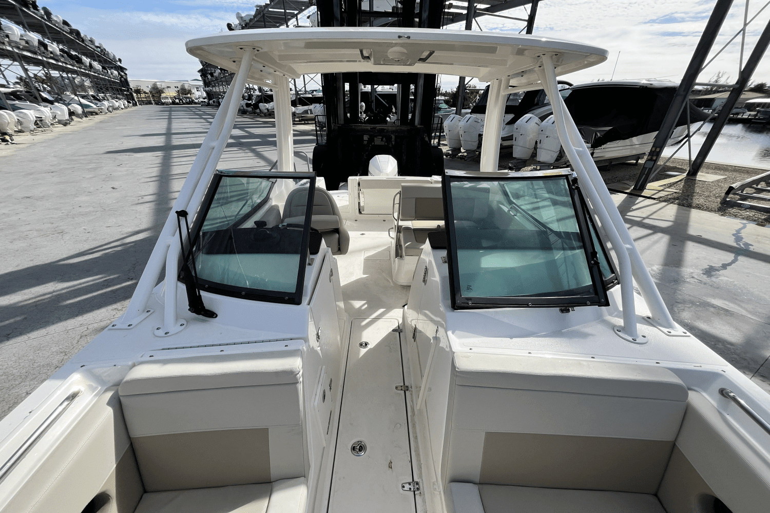 2022 Boston Whaler 24 VANTAGE Image Thumbnail #4