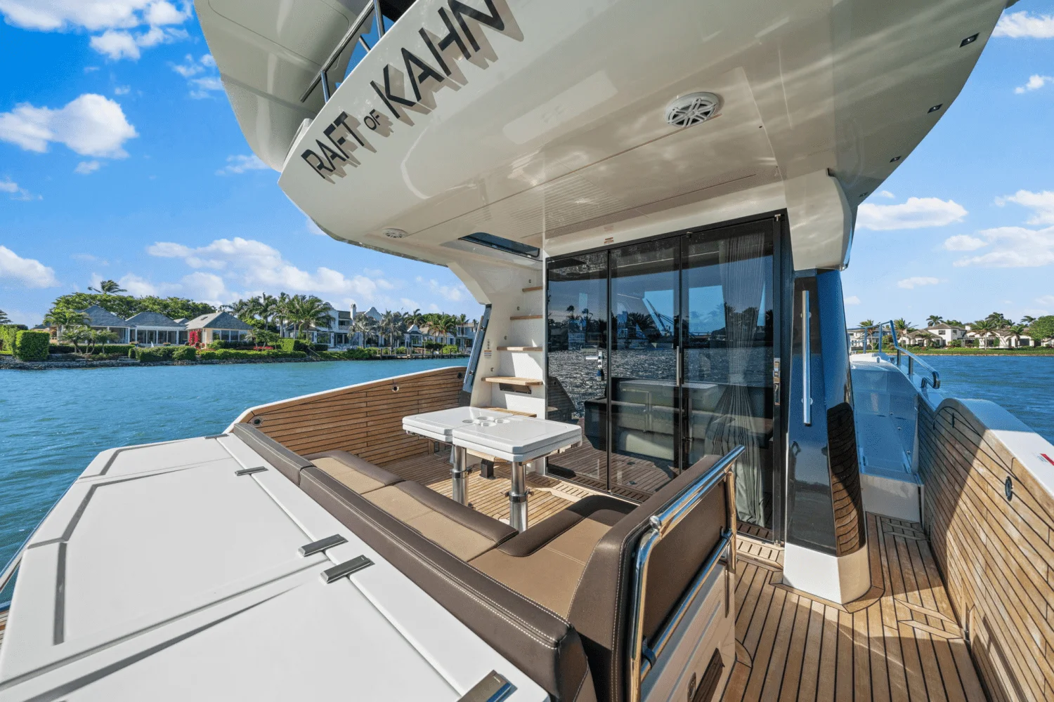 2021 Galeon 400 FLY Image Thumbnail #13