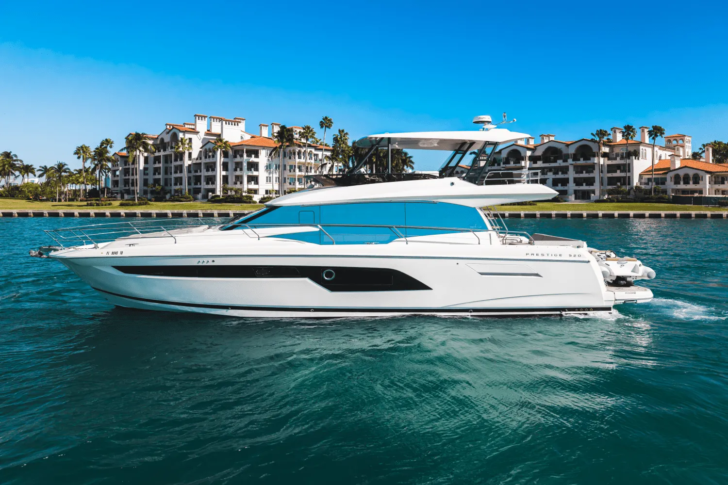 2020 Prestige 520 FLYBRIDGE Image Thumbnail #0