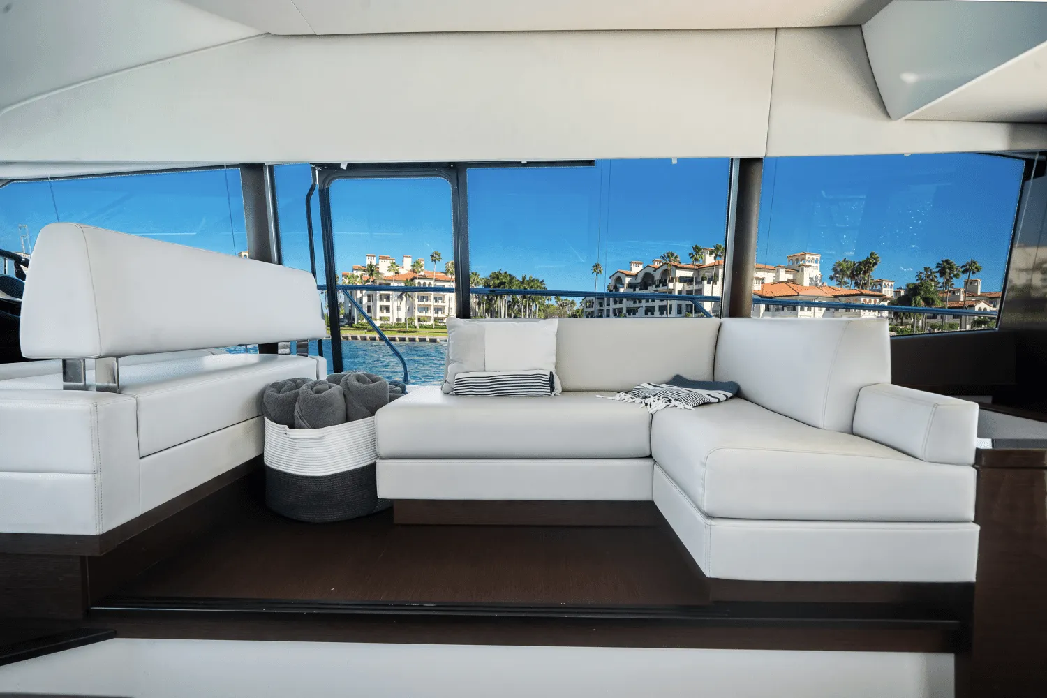 2020 Prestige 520 FLYBRIDGE Image Thumbnail #36