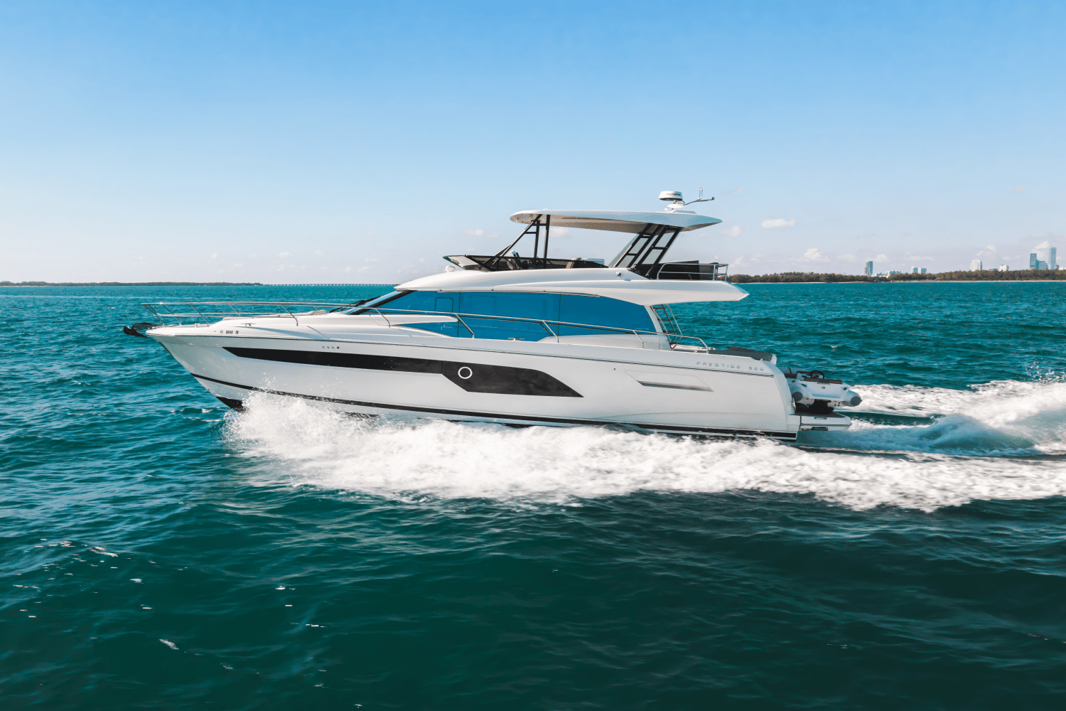 2020 Prestige
                                                             520 FLYBRIDGE Image Thumbnail #6