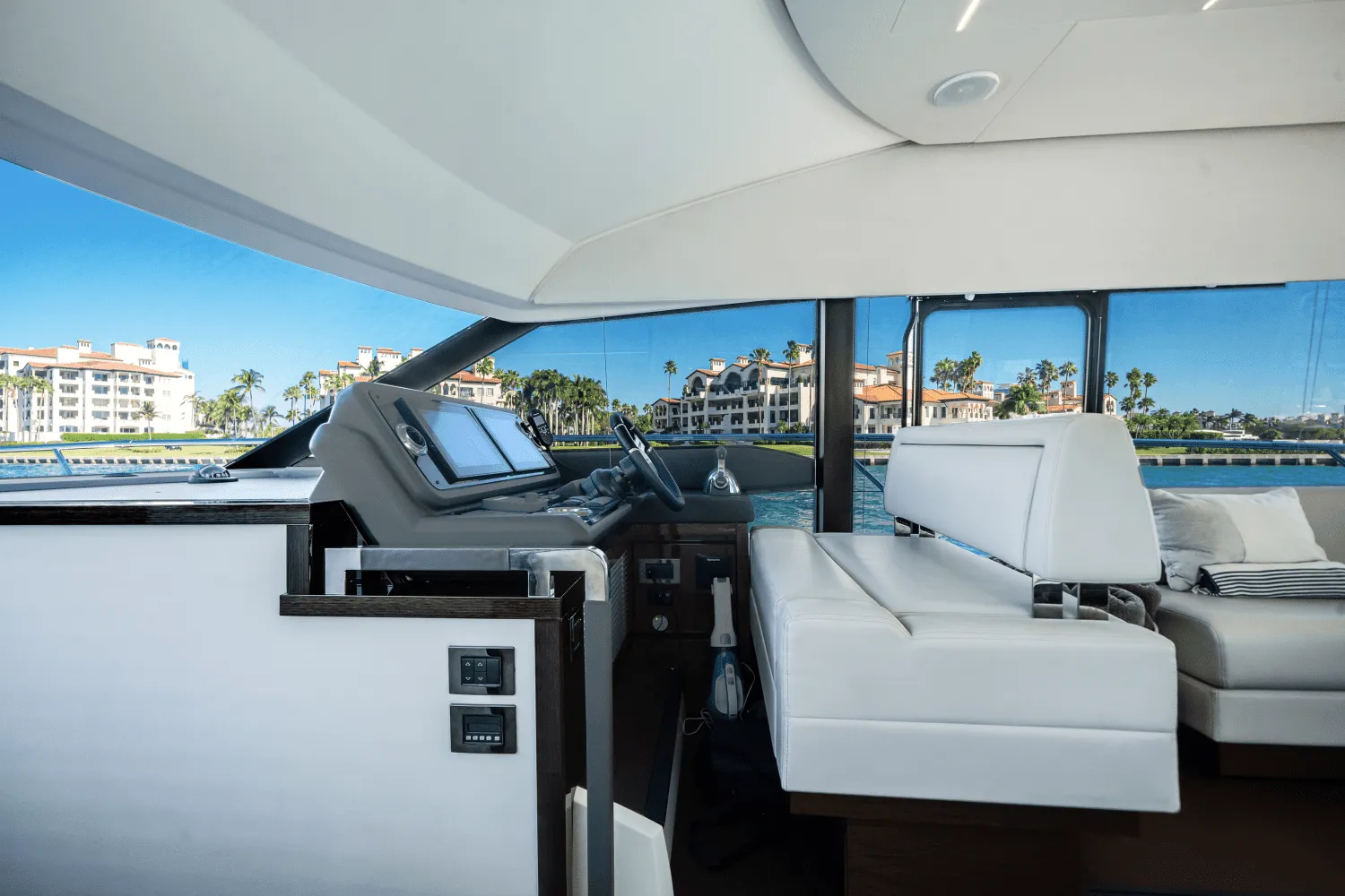 2020 Prestige 520 FLYBRIDGE Image Thumbnail #38
