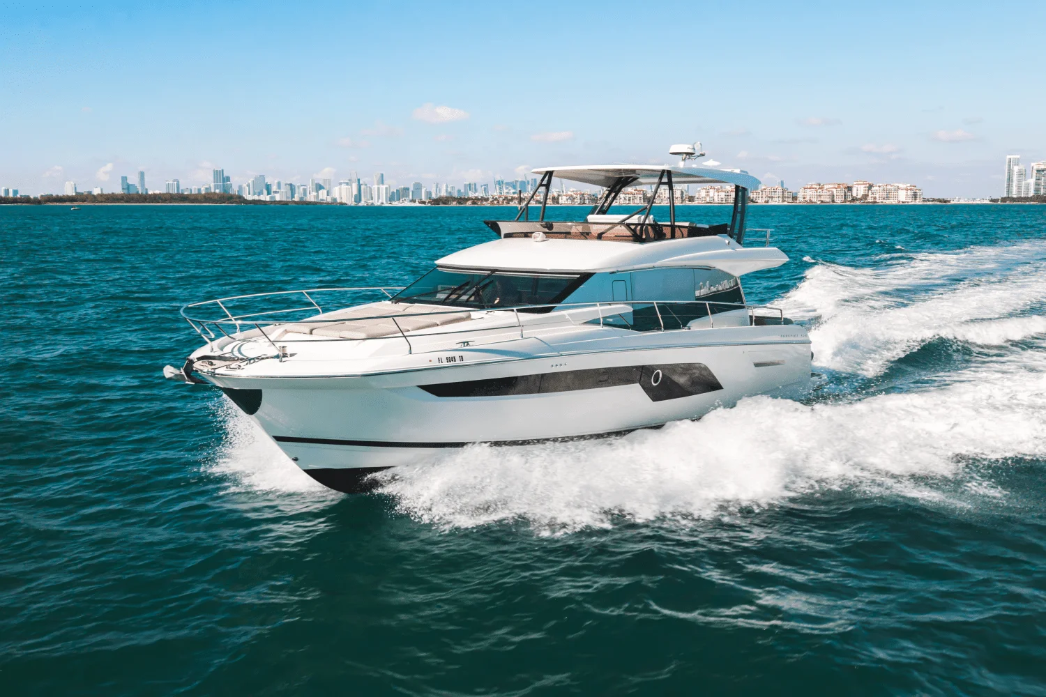 2020 Prestige 520 FLYBRIDGE Image Thumbnail #4