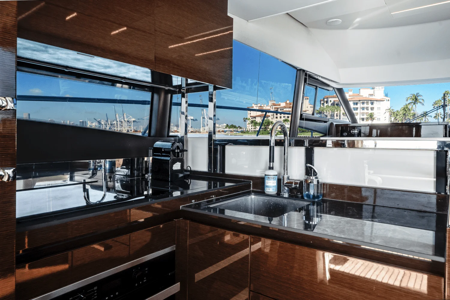 2020 Prestige 520 FLYBRIDGE Image Thumbnail #26