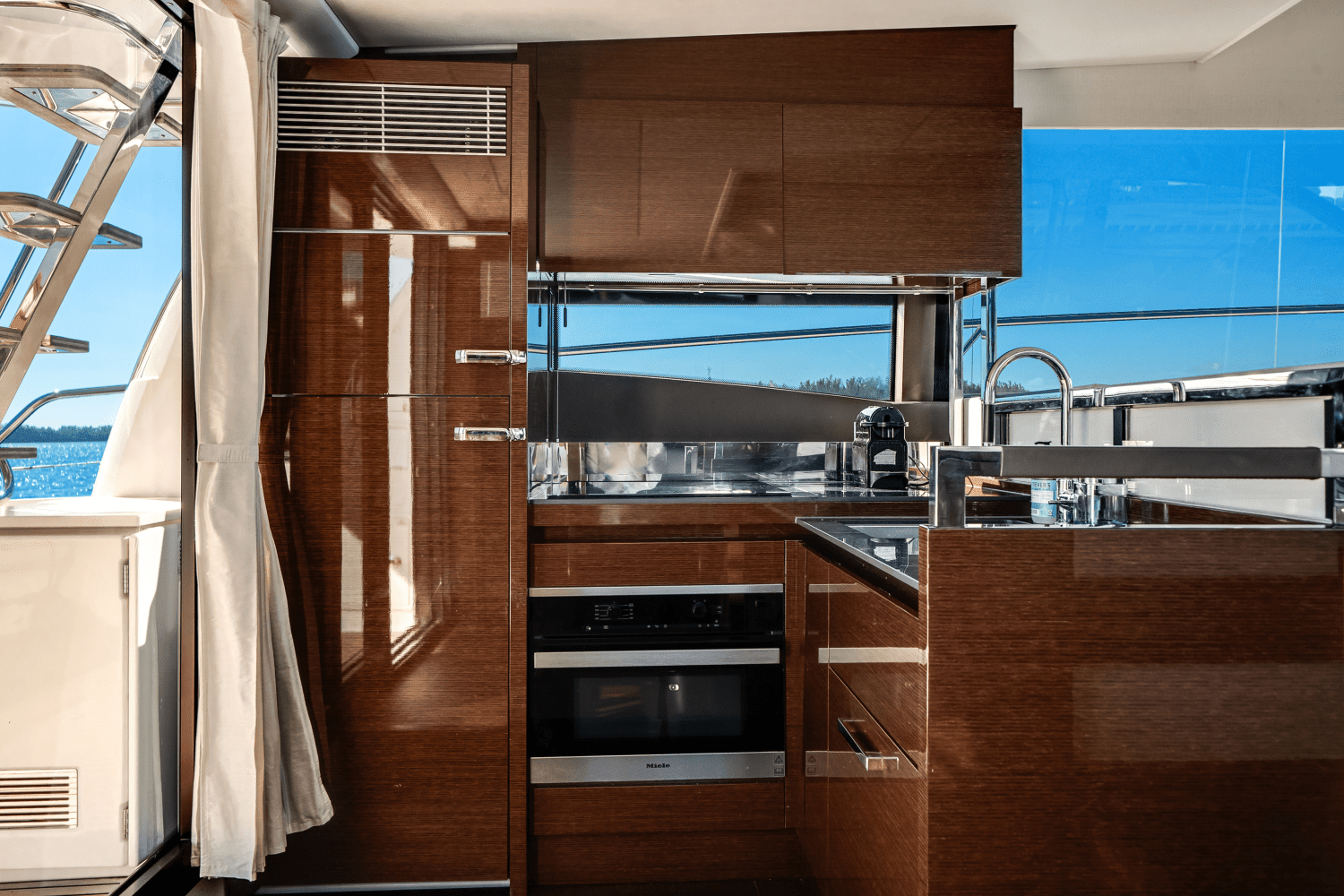 2020 Prestige 520 FLYBRIDGE Image Thumbnail #25