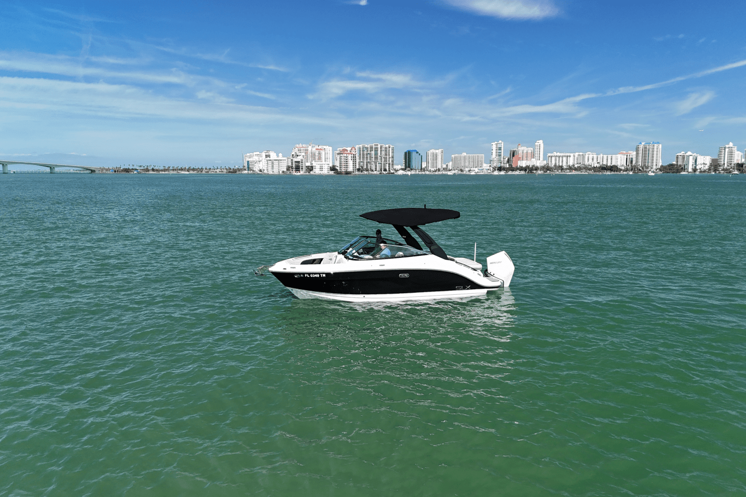 2023 Sea Ray 260 SLX OUTBOARD Image Thumbnail #1