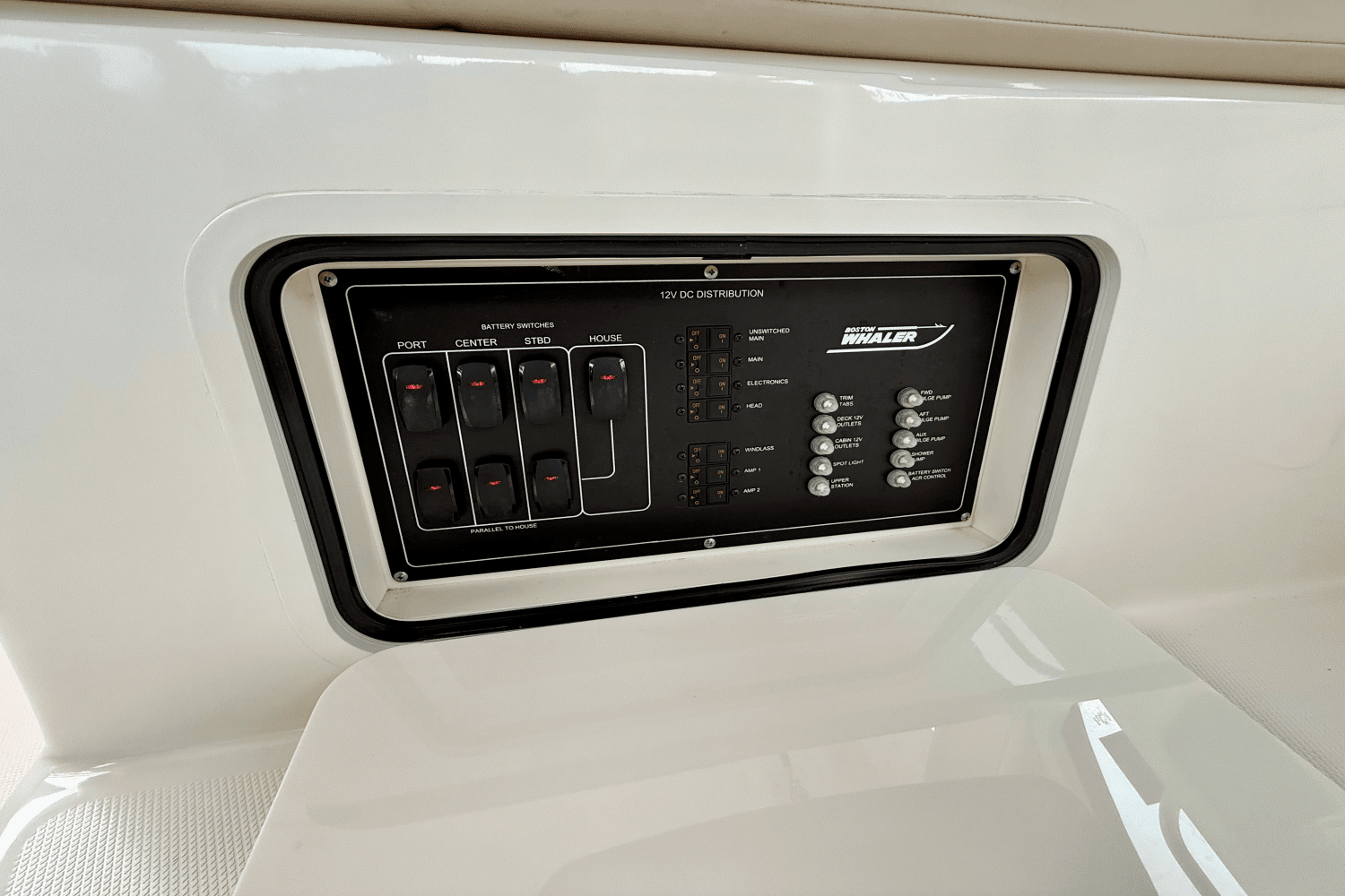 2015 Boston Whaler 345 CONQUEST Image Thumbnail #38