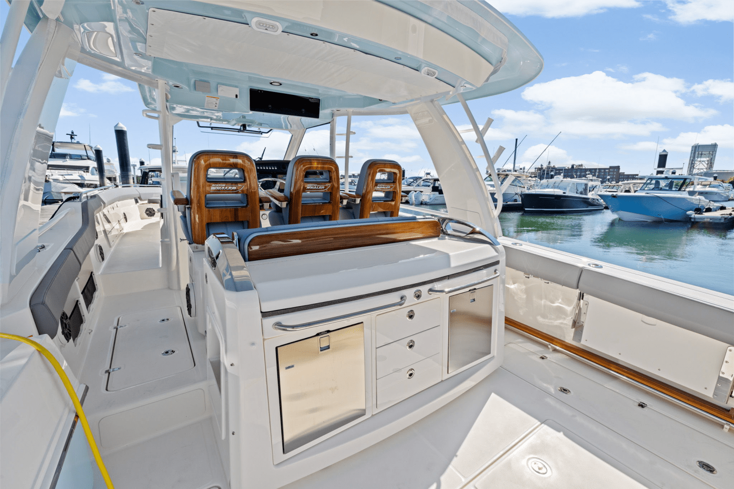 2026 Boston Whaler 420 Outrage Image Thumbnail #18