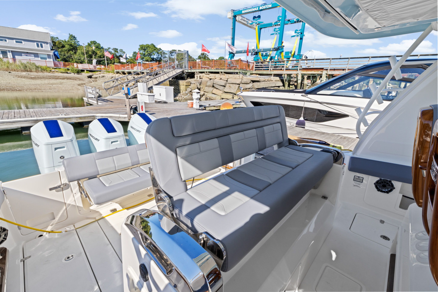 2026 Boston Whaler 420 Outrage Image Thumbnail #21