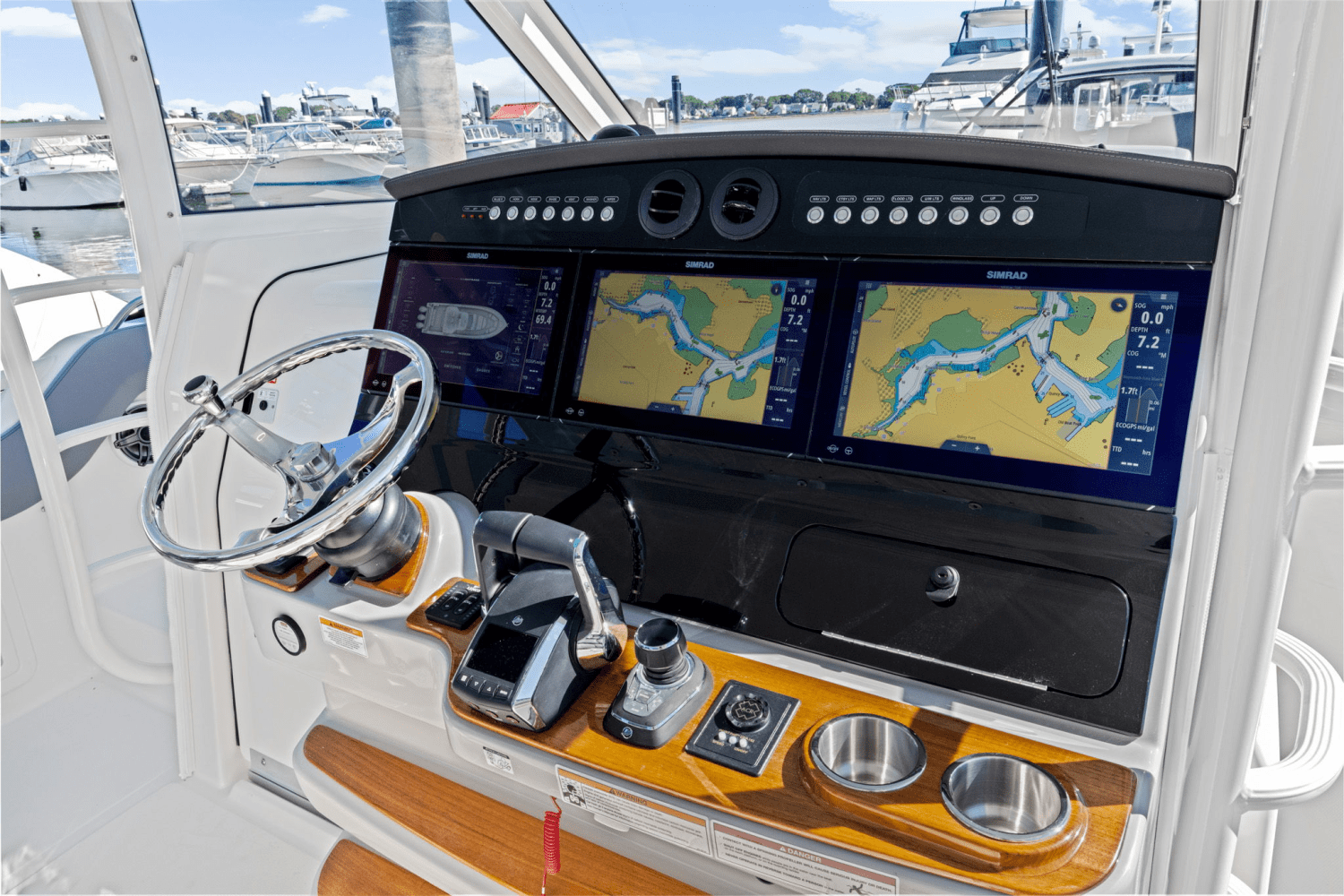 2026 Boston Whaler 420 Outrage Image Thumbnail #30