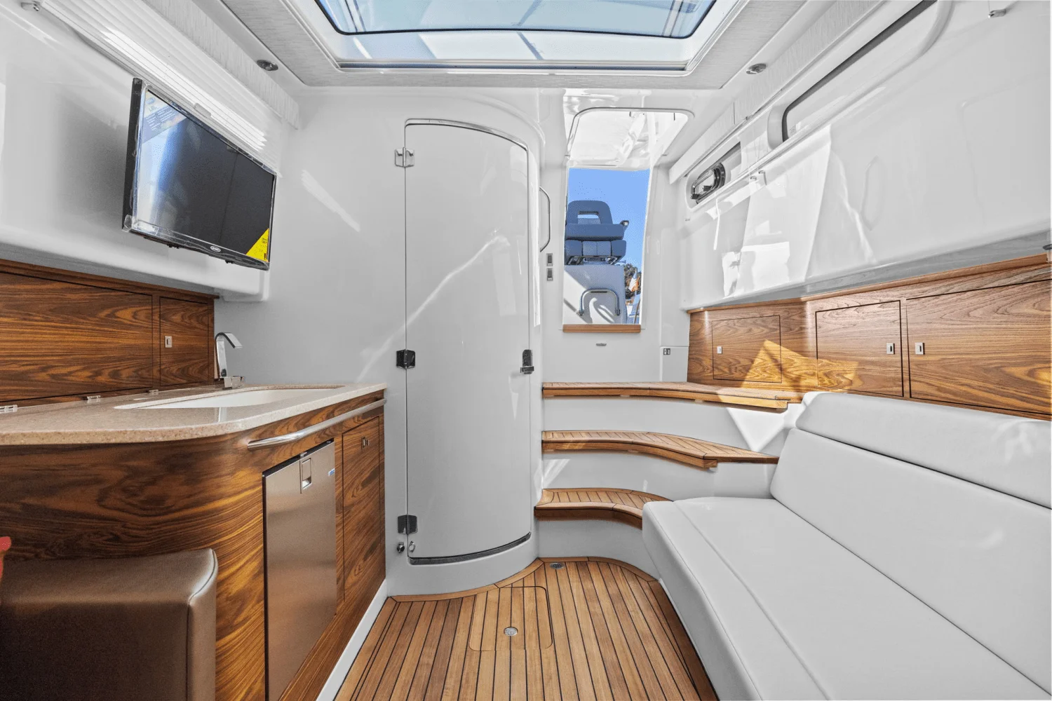 2026 Boston Whaler 420 Outrage Image Thumbnail #42