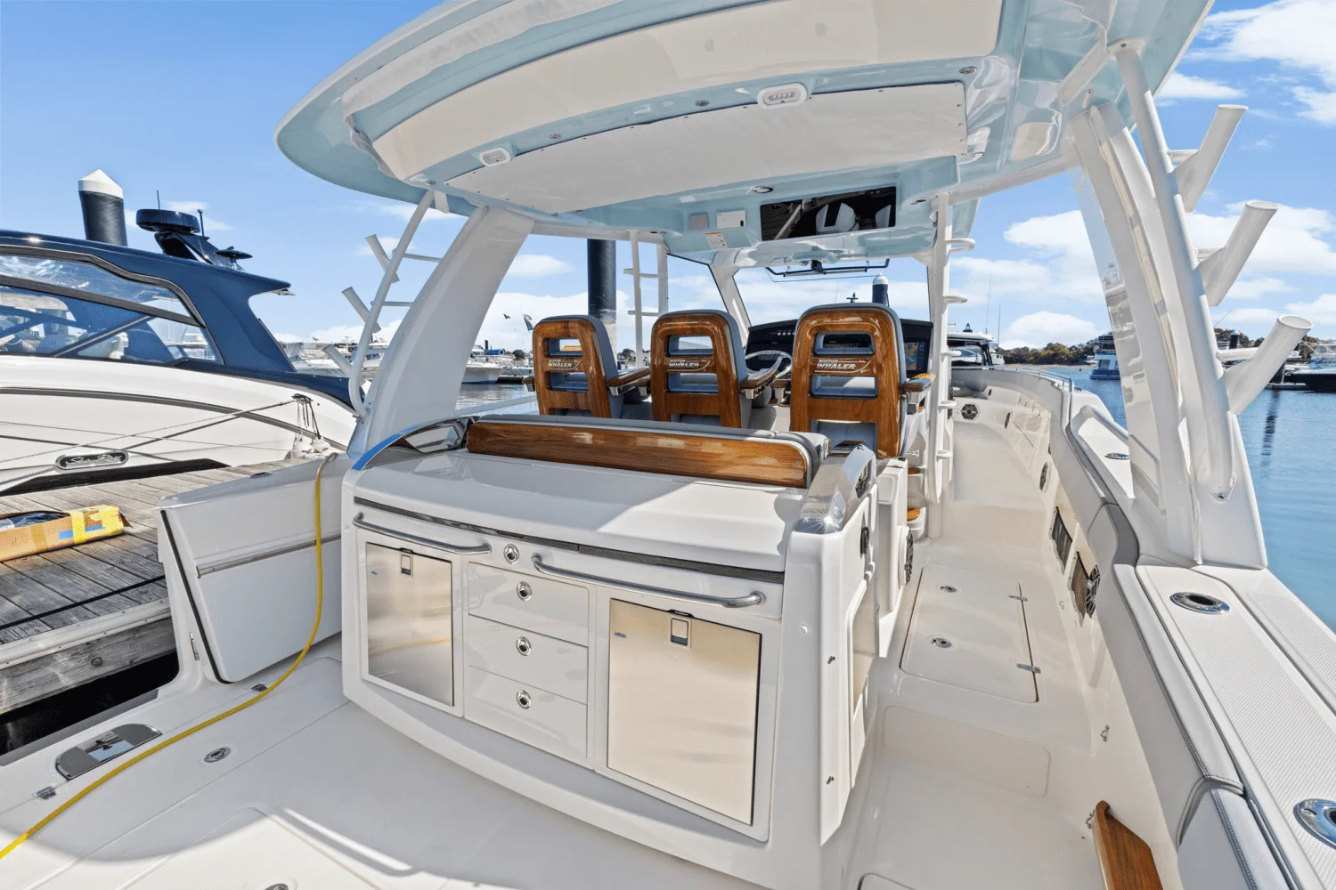 2026 Boston Whaler 420 Outrage Image Thumbnail #15
