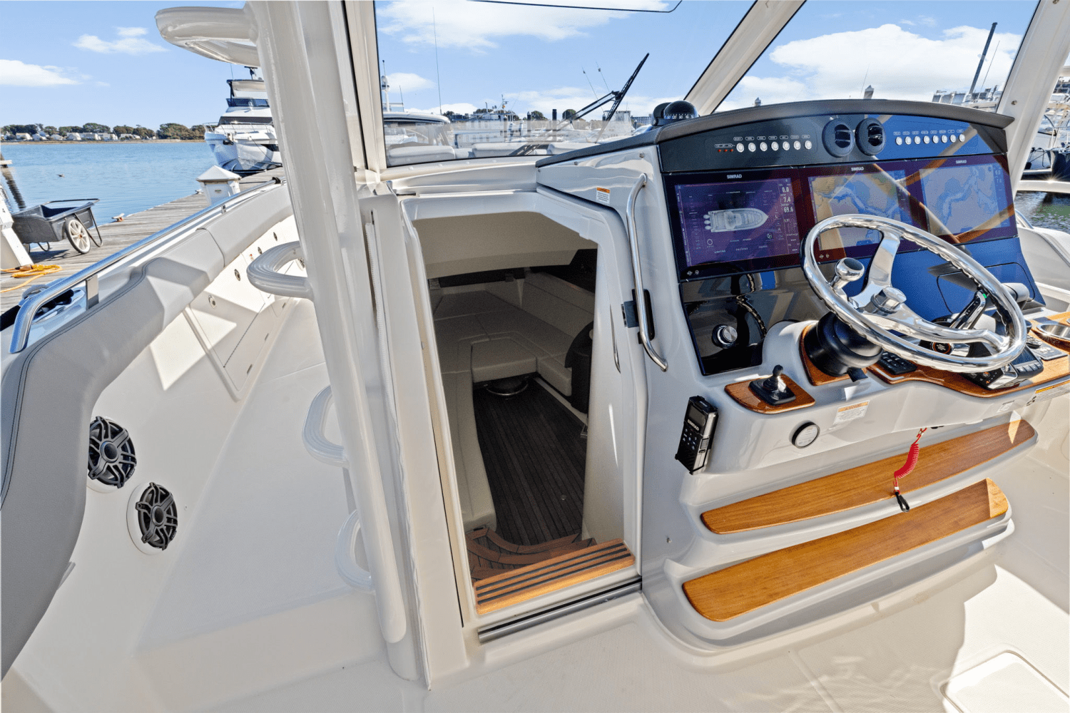 2026 Boston Whaler 420 Outrage Image Thumbnail #33
