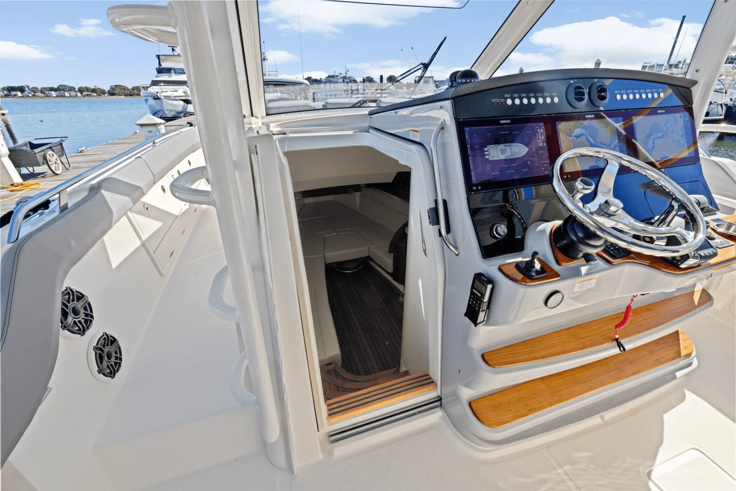 2026 Boston Whaler 420 Outrage Image Thumbnail #33