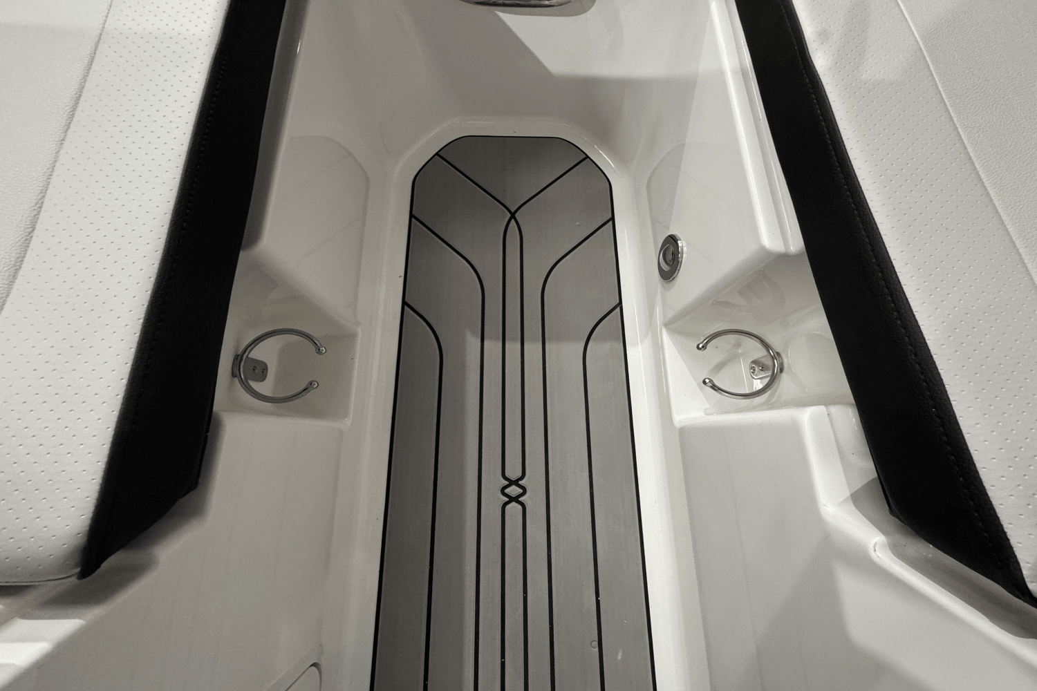 2025 Sea Ray SPX 190 Image Thumbnail #28