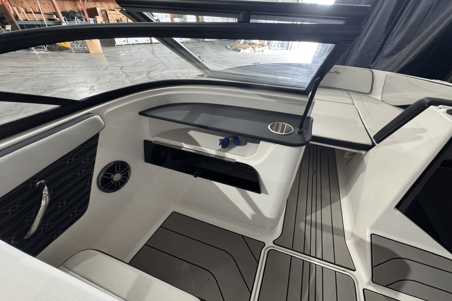 2025 Sea Ray SPX 190 Image Thumbnail #15