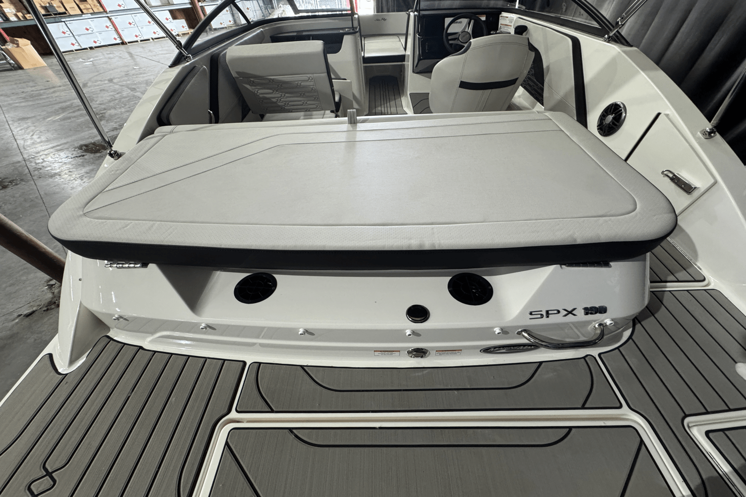 2025 Sea Ray SPX 190 Image Thumbnail #8