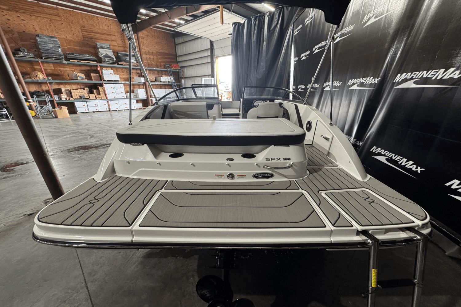 2025 Sea Ray SPX 190 Image Thumbnail #6
