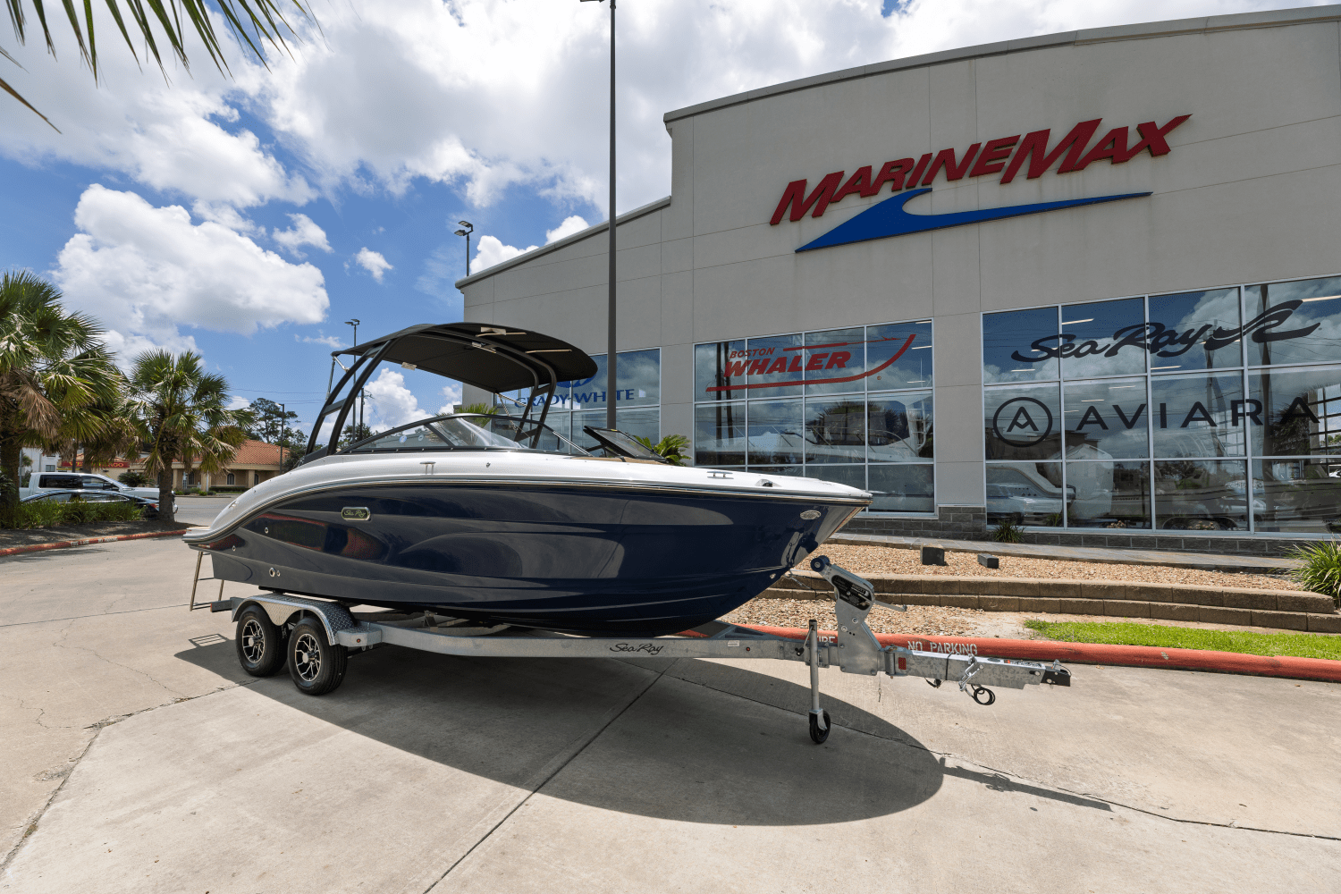 2025 Sea Ray SPX 210 Outboard Image Thumbnail #2