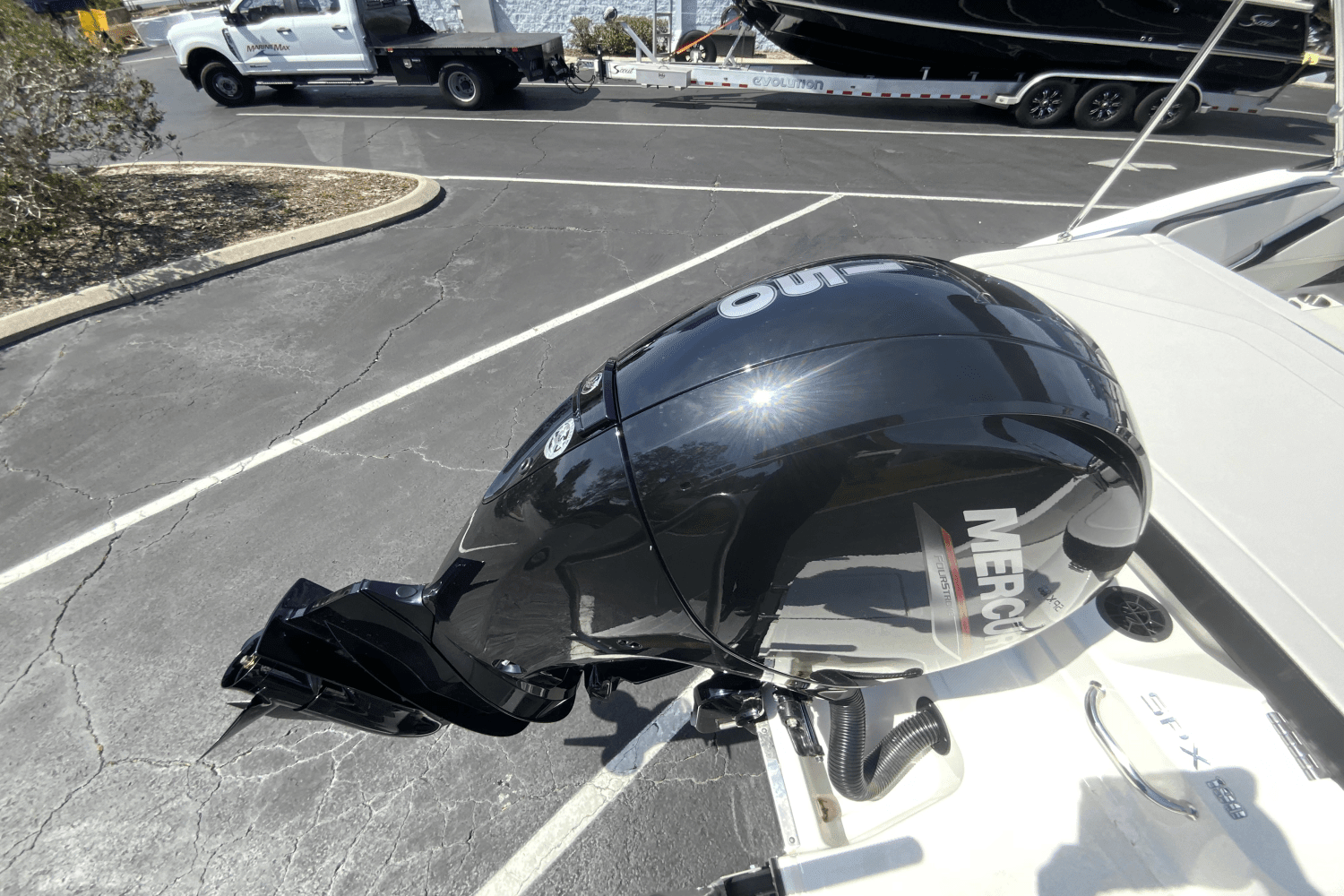 2025 Sea Ray SPX 190 Outboard Image Thumbnail #20