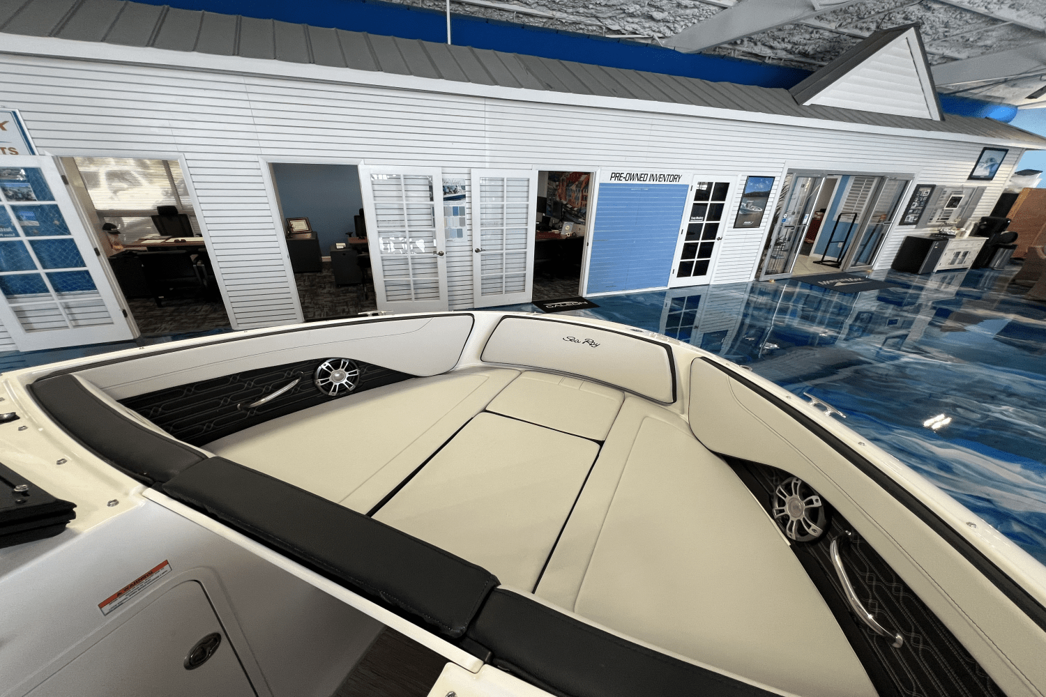 2025 Sea Ray SPX 190 Outboard Image Thumbnail #12