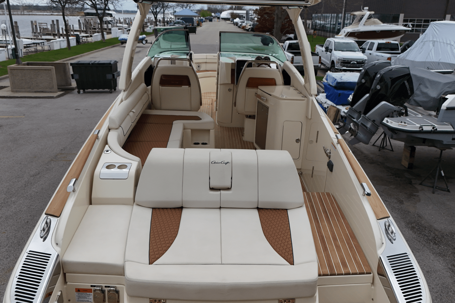 2021 Chris-Craft
                                                             35LAUNCHGT Image Thumbnail #9