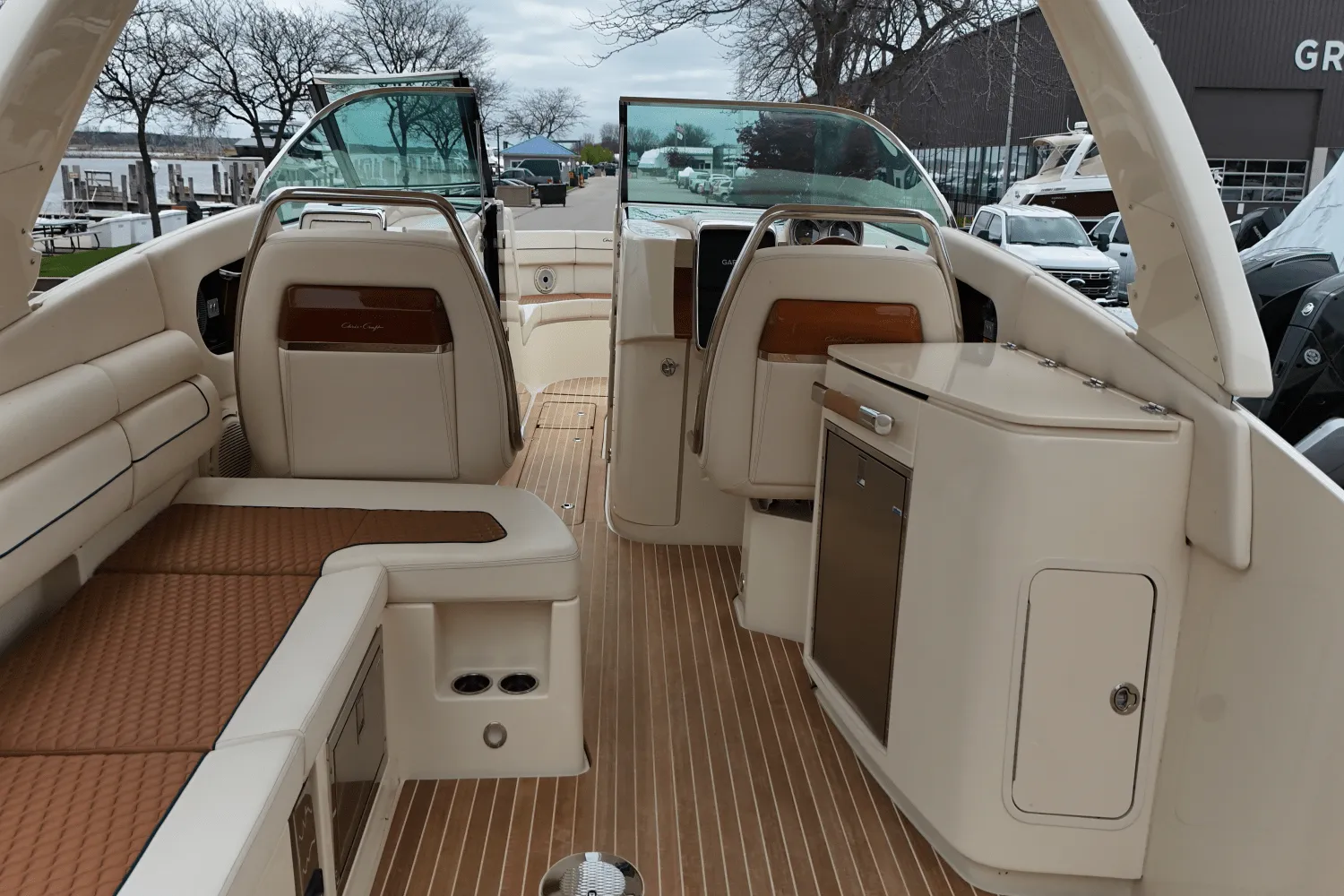 2021 Chris-Craft 35 LAUNCH GT Image Thumbnail #11