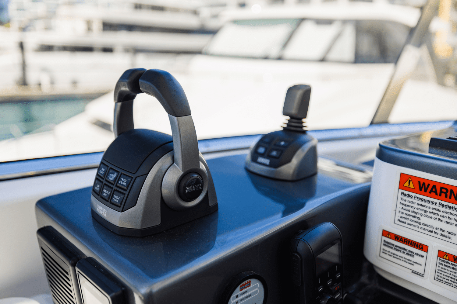 2023 Azimut
                                                             78 FLY Image Thumbnail #71