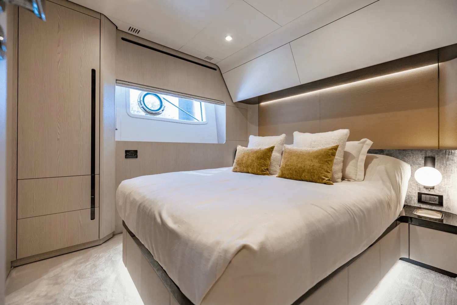 2023 Azimut 78 FLY Image Thumbnail #86