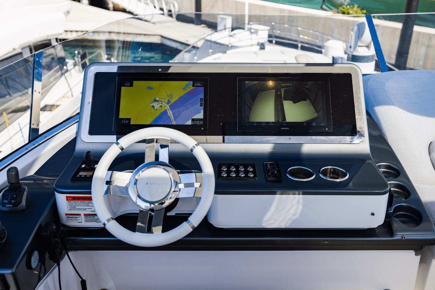 2023 Azimut
                                                             78 FLY Image Thumbnail #35