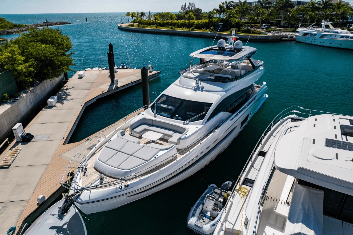 2023 Azimut 78 FLY Image Thumbnail #2