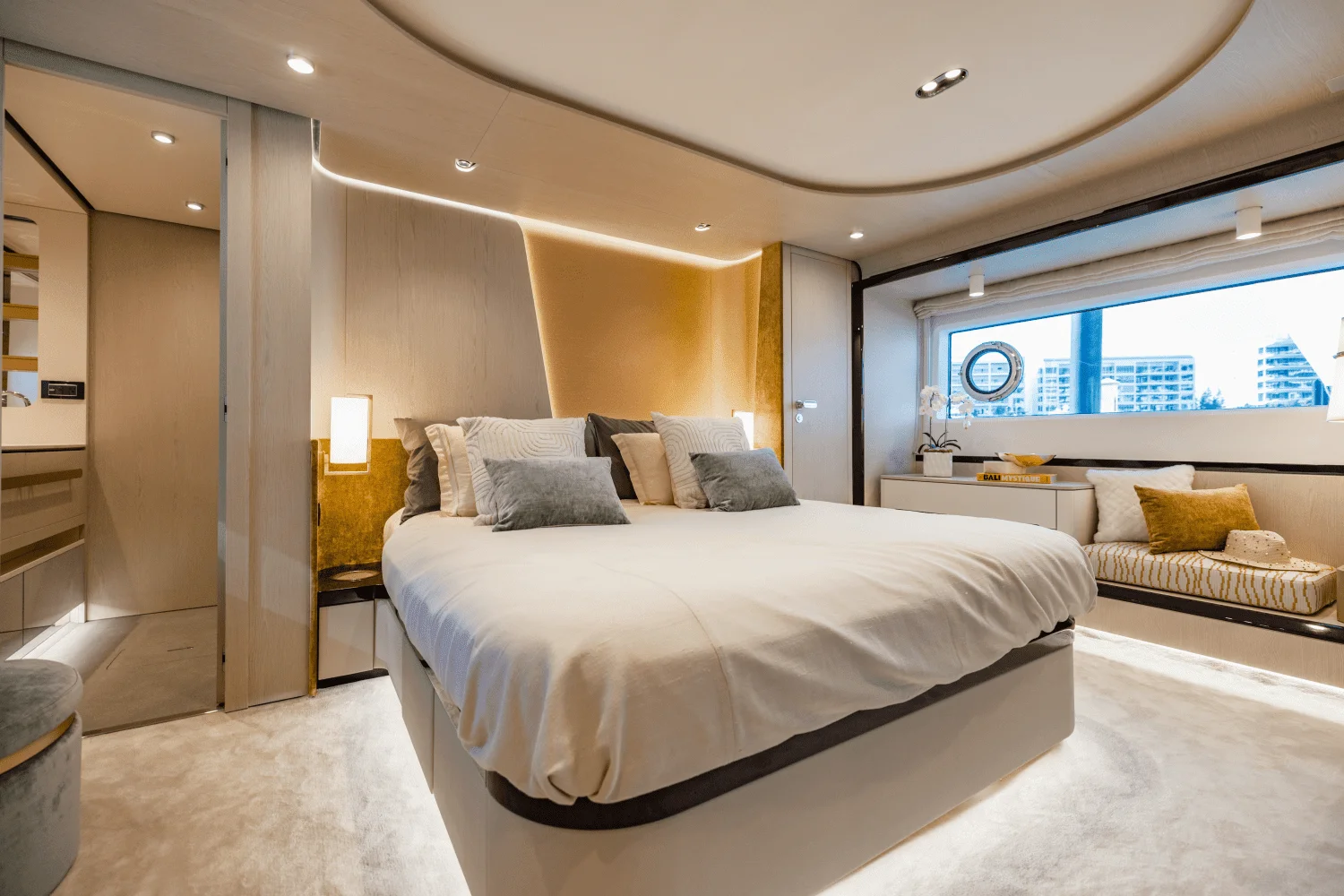 2023 Azimut 78 FLY Image Thumbnail #91