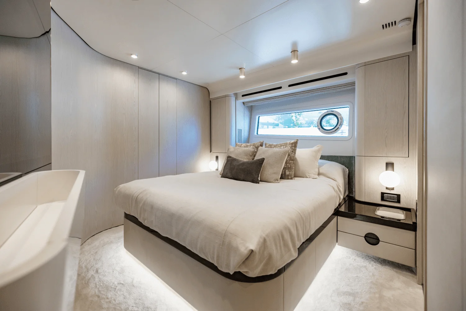 2023 Azimut 78 FLY Image Thumbnail #88