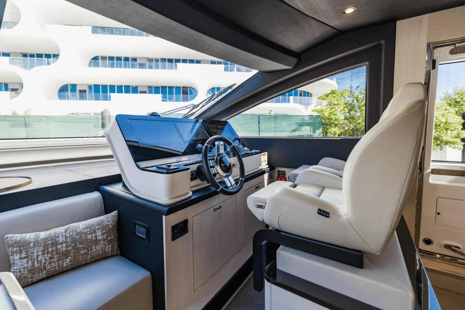 2023 Azimut 78 FLY Image Thumbnail #68