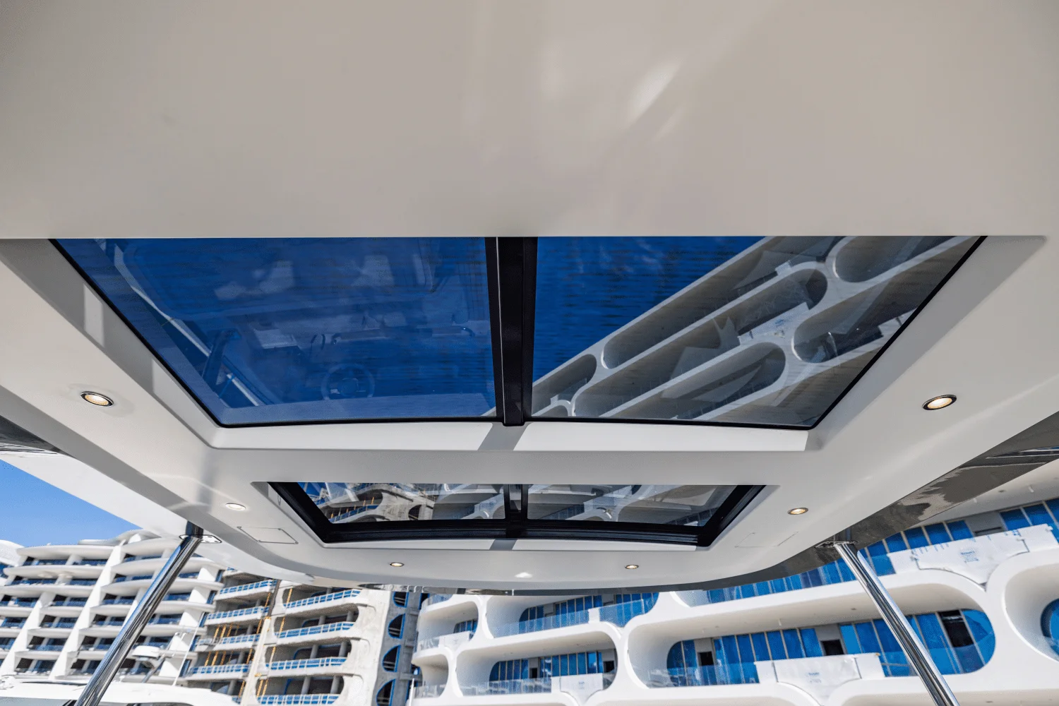 2023 Azimut 78 FLY Image Thumbnail #24