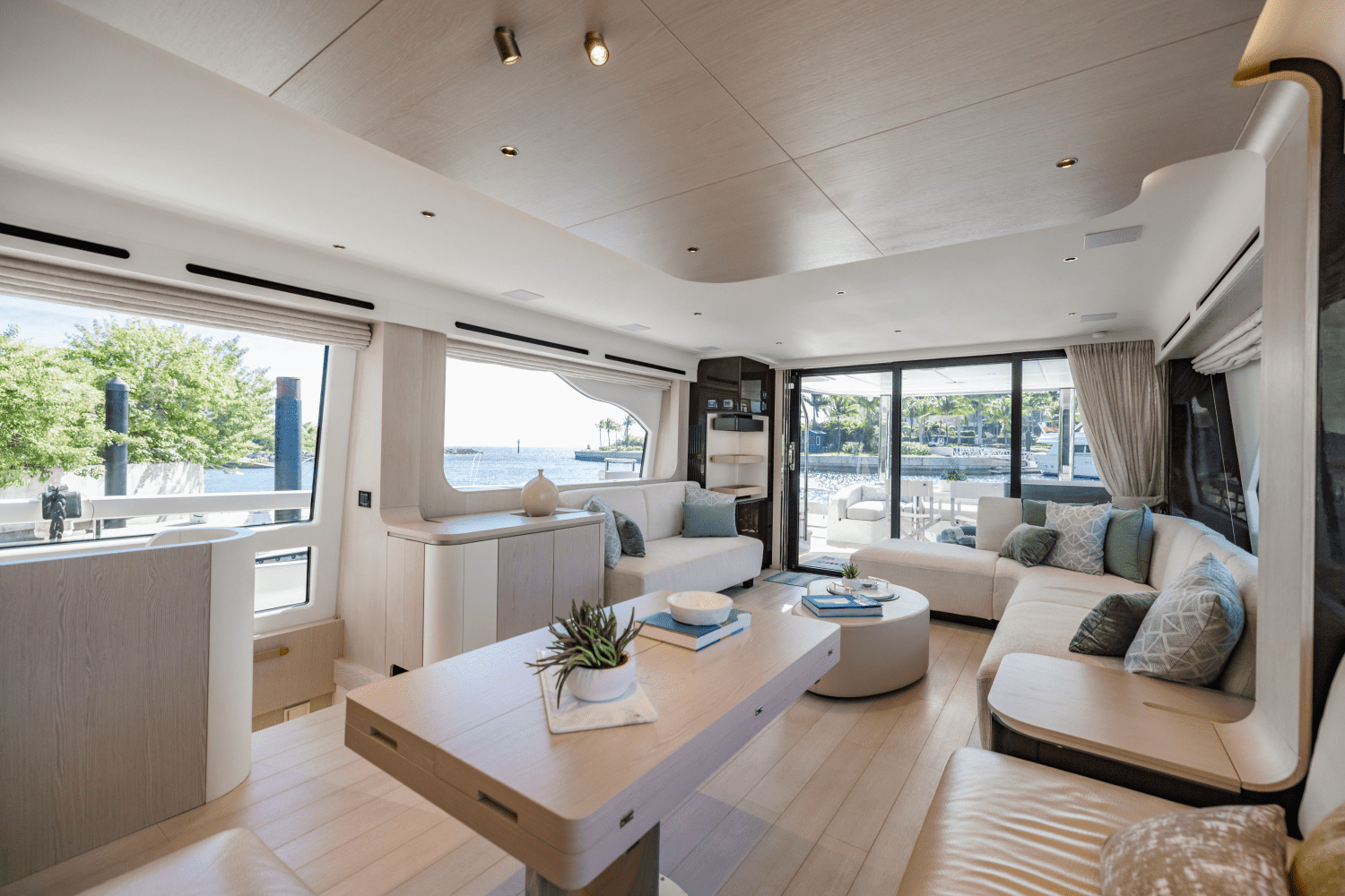 2023 Azimut
                                                             78 FLY Image Thumbnail #66