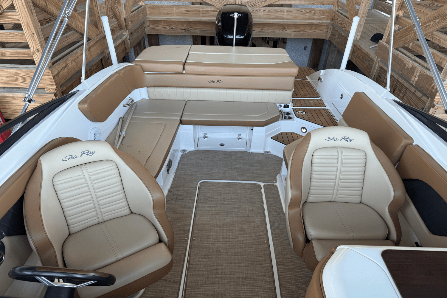 2018 Sea Ray 230 SPX Image Thumbnail #7