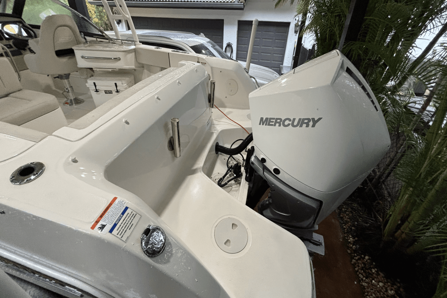 2020 Boston Whaler 230 VANTAGE Image Thumbnail #12