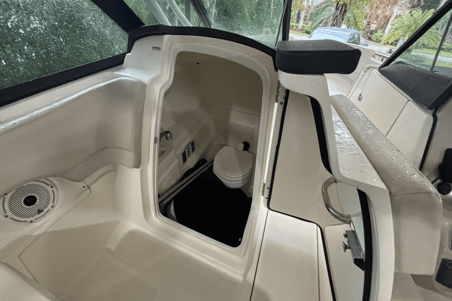 2020 Boston Whaler 230 VANTAGE Image Thumbnail #30