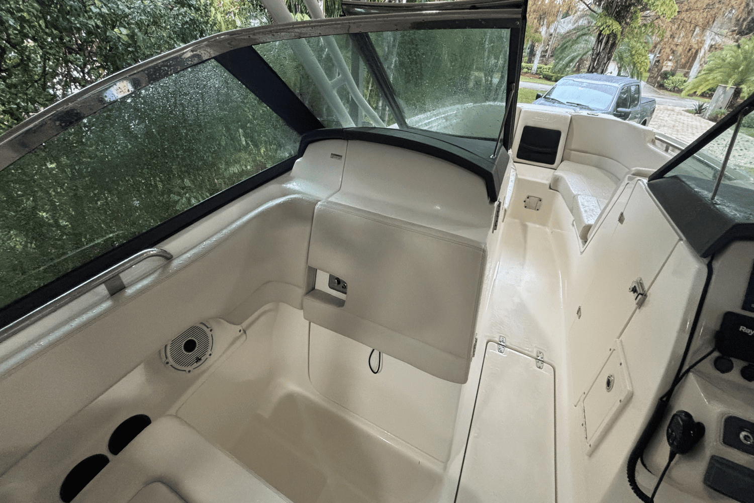 2020 Boston Whaler 230 VANTAGE Image Thumbnail #28
