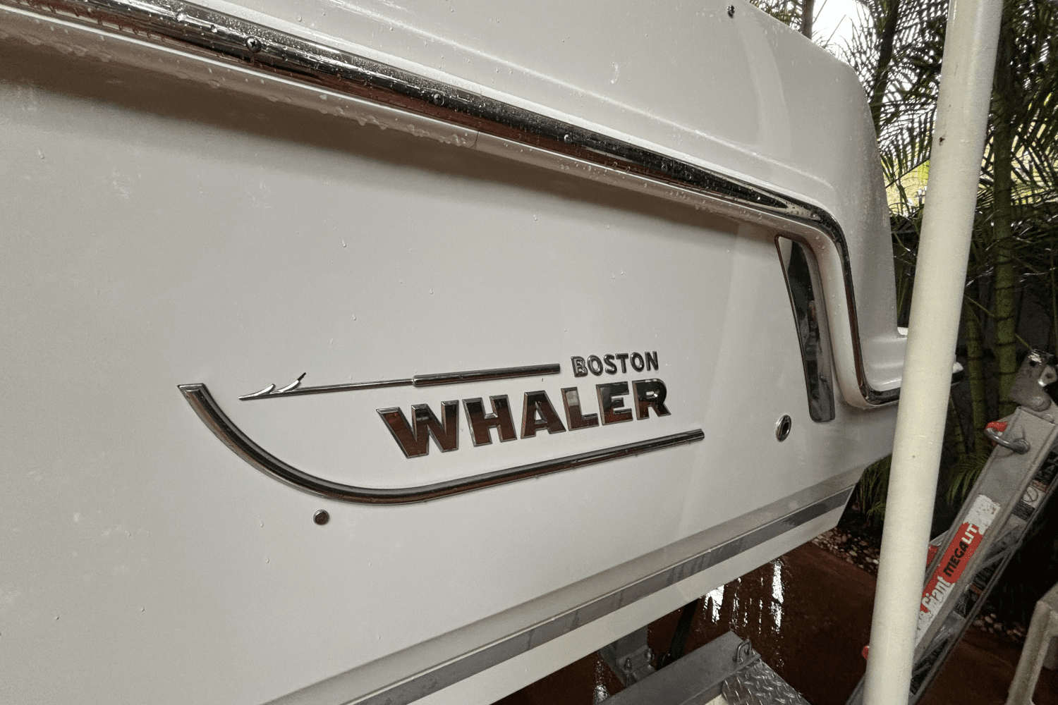 2020 Boston Whaler 230 VANTAGE Image Thumbnail #6