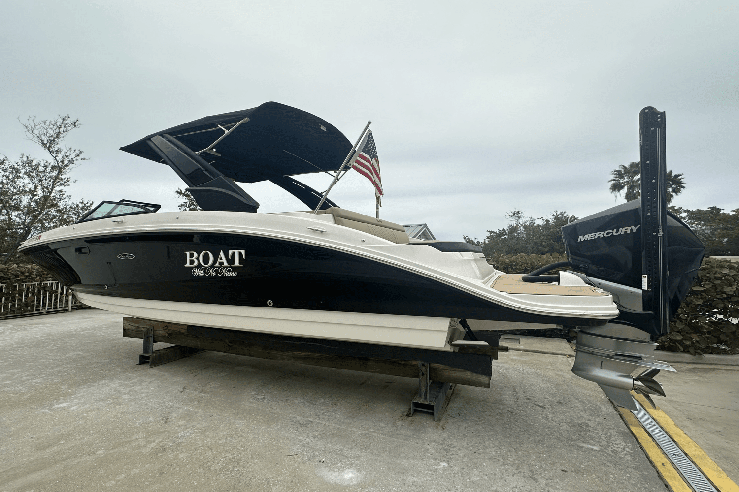 2022 Sea Ray 270 SDX OB Image Thumbnail #2