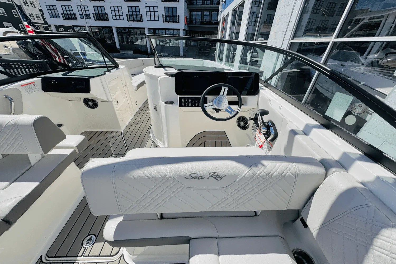 2025 Sea Ray SDX 270 Outboard Image Thumbnail #26