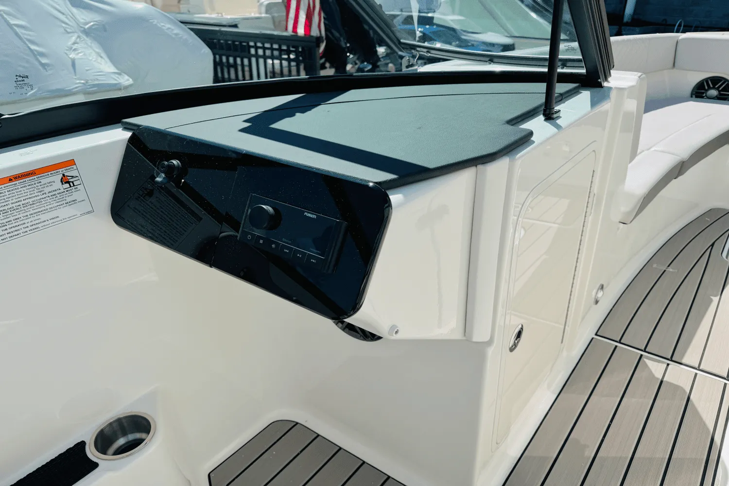 2025 Sea Ray SDX 270 Outboard Image Thumbnail #33