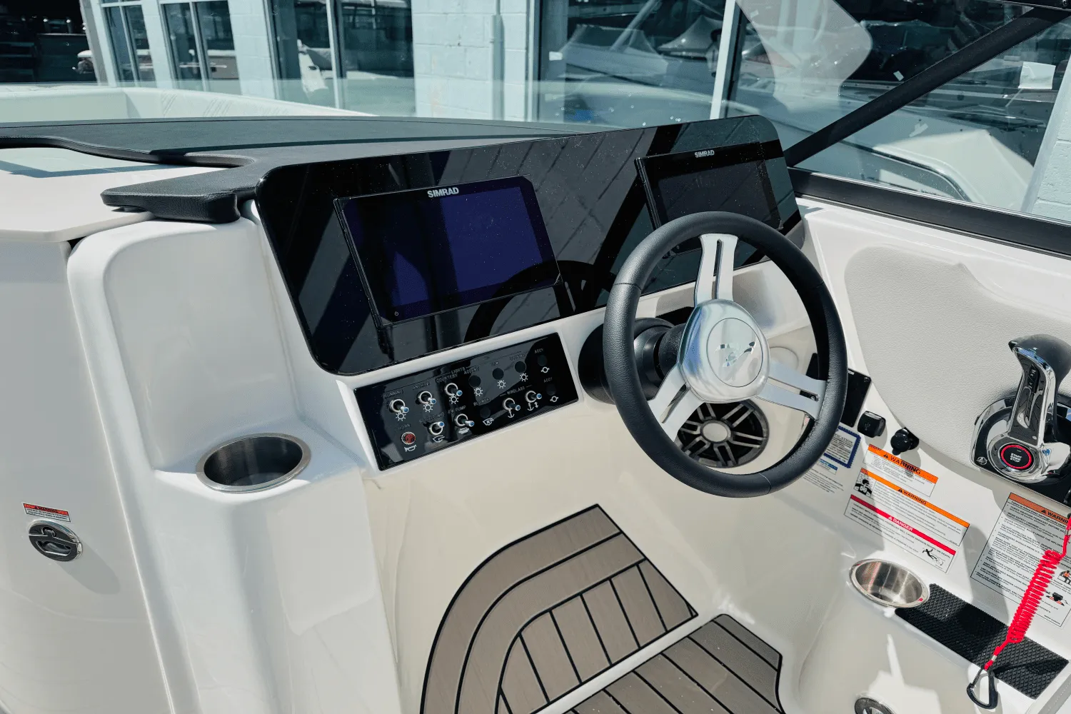 2025 Sea Ray SDX 270 Outboard Image Thumbnail #28