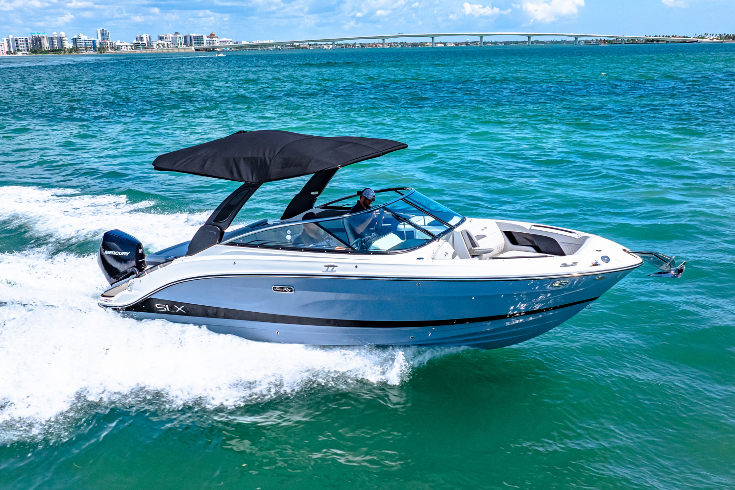 2025 Sea Ray SLX 260 Outboard Image Thumbnail #18